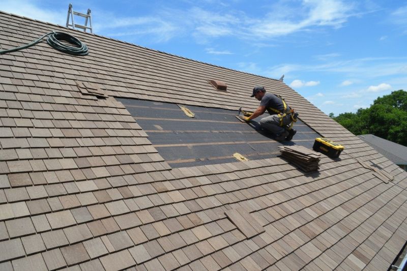 Wood Shingles Repair in Midlothian, VA